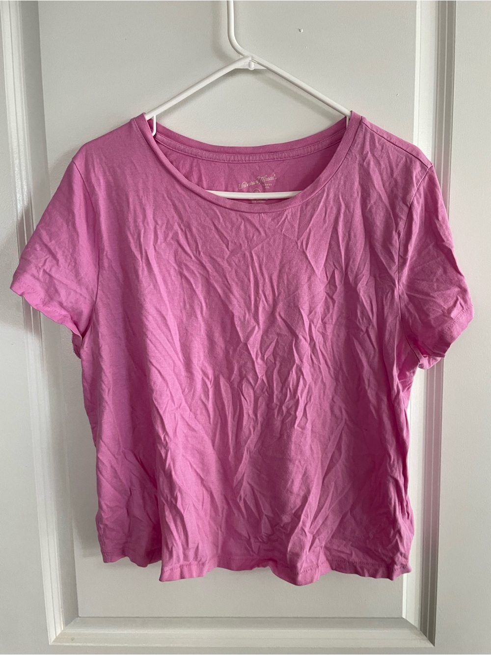 Universal Thread Women's Short-Sleeve Crewneck Tee in Pink